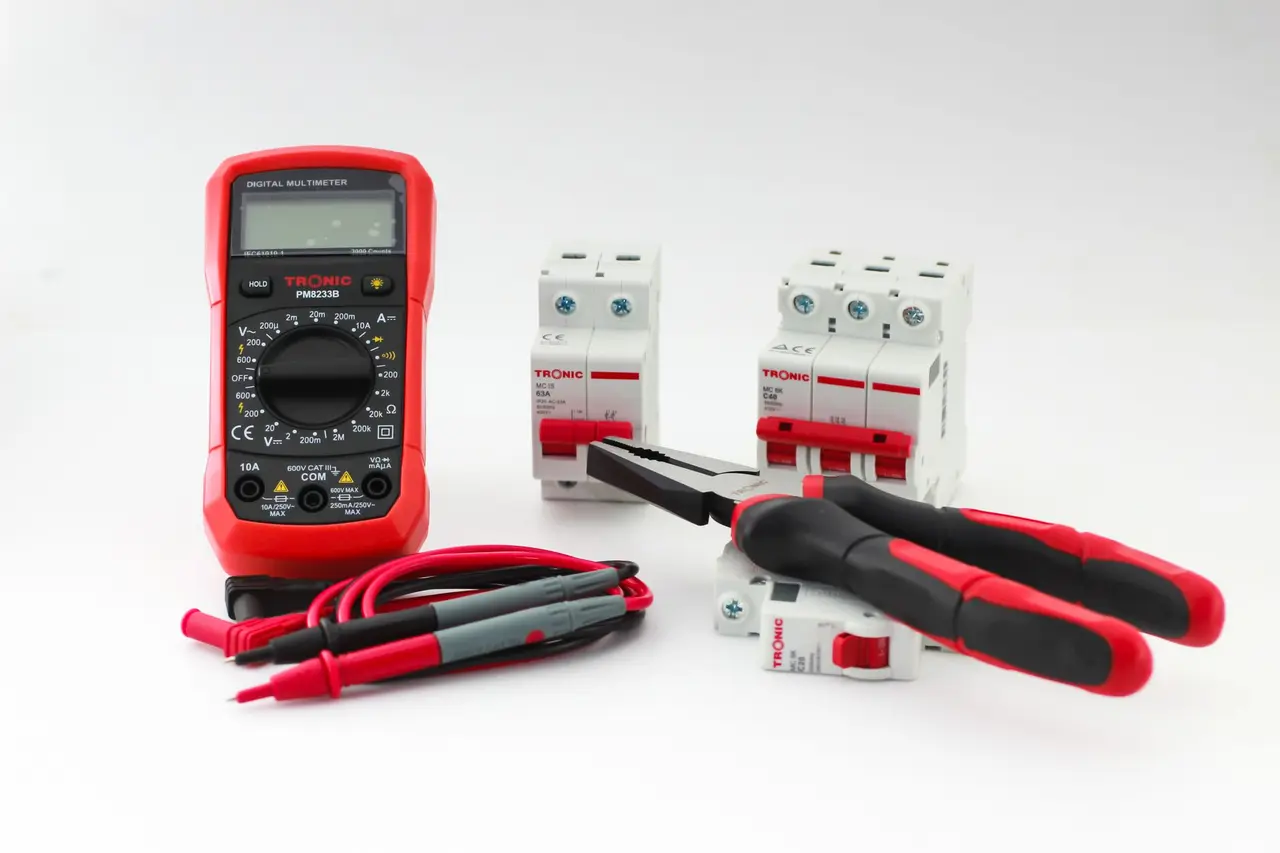 AC Circuit Breaker Tripping Diagnosis